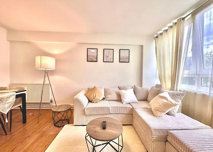 Cosy 2 Bedroom Apartment London Shoreditch With Great Transport Links